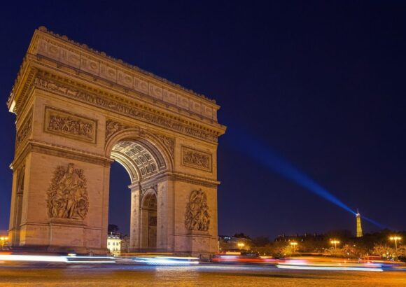 Top 5 des destinations en France pour les amoureux de la vie nocturne